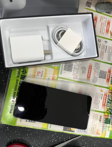vivo iQOO Z10 Turbo 12GB+256GB 星穹黑 天玑8400满血版 7620mAh超薄蓝海电池 手机