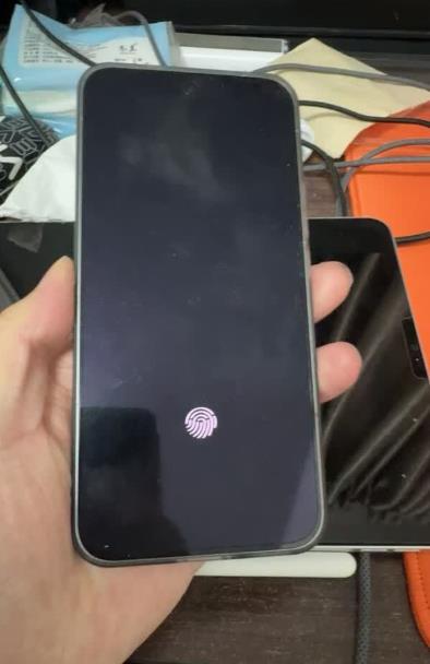 vivo iQOO 15 16GB+512GB 凌云 第五代骁龙8至尊版 2K 三星珠峰屏 国家补贴 iqoo15游戏电竞手机