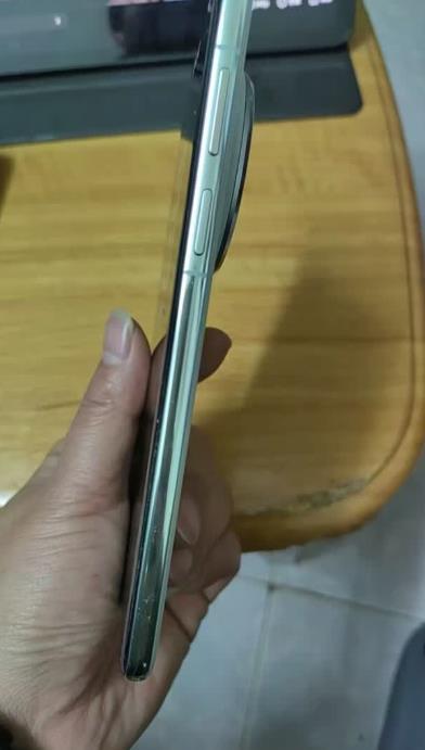 HUAWEI Mate 70 12GB+512GB云杉绿鸿蒙AI 红枫原色影像 超可靠玄武架构鸿蒙系统华为手机
